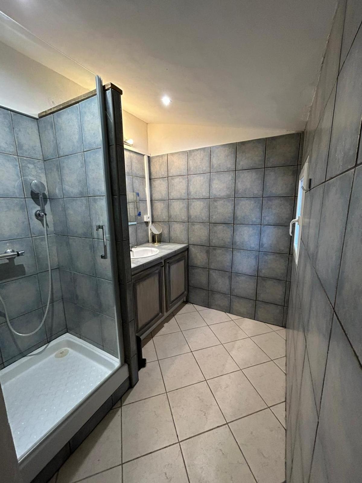 Residence Gabrielle Le Cannet Des Maures Экстерьер фото