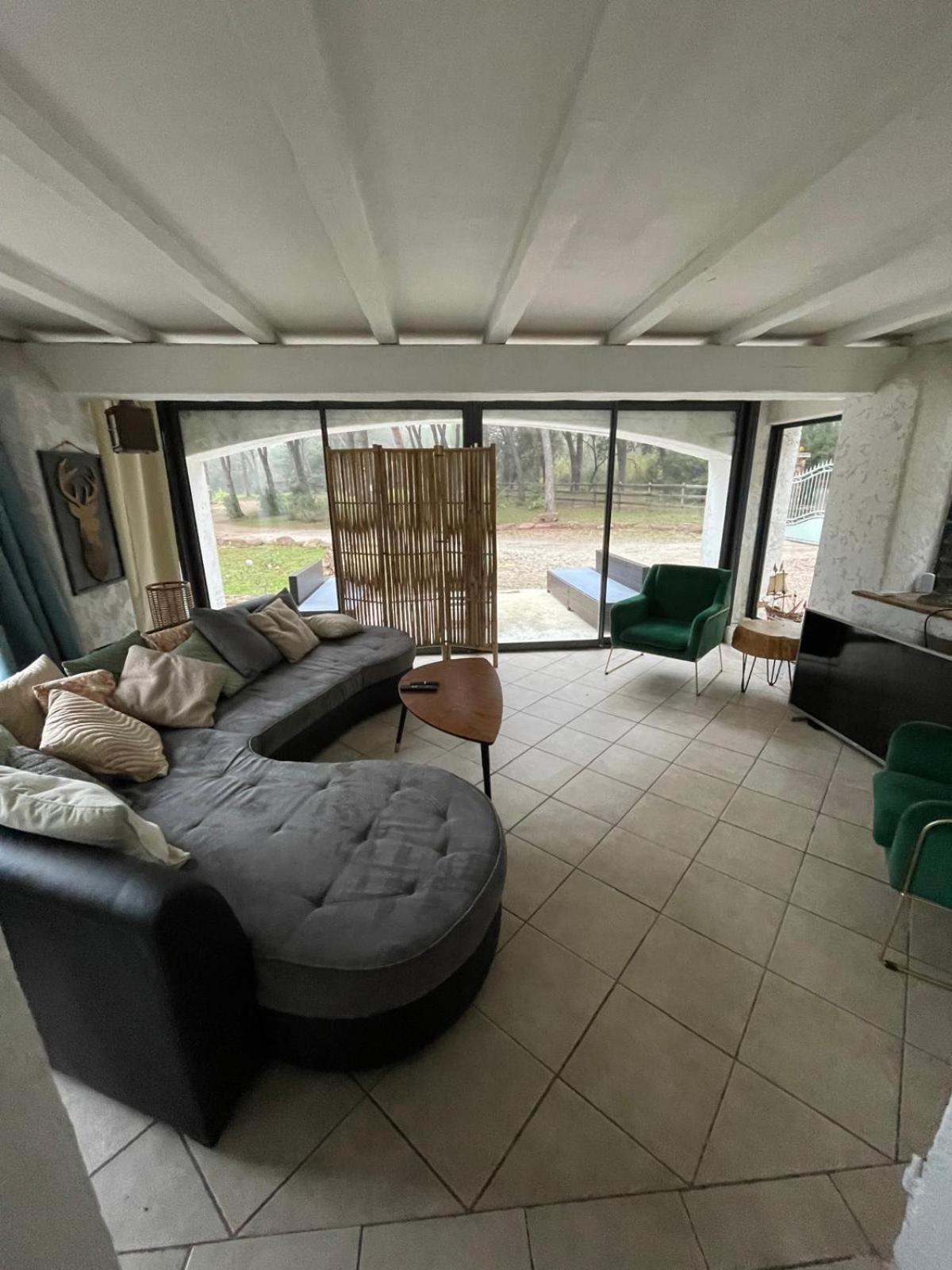 Residence Gabrielle Le Cannet Des Maures Экстерьер фото