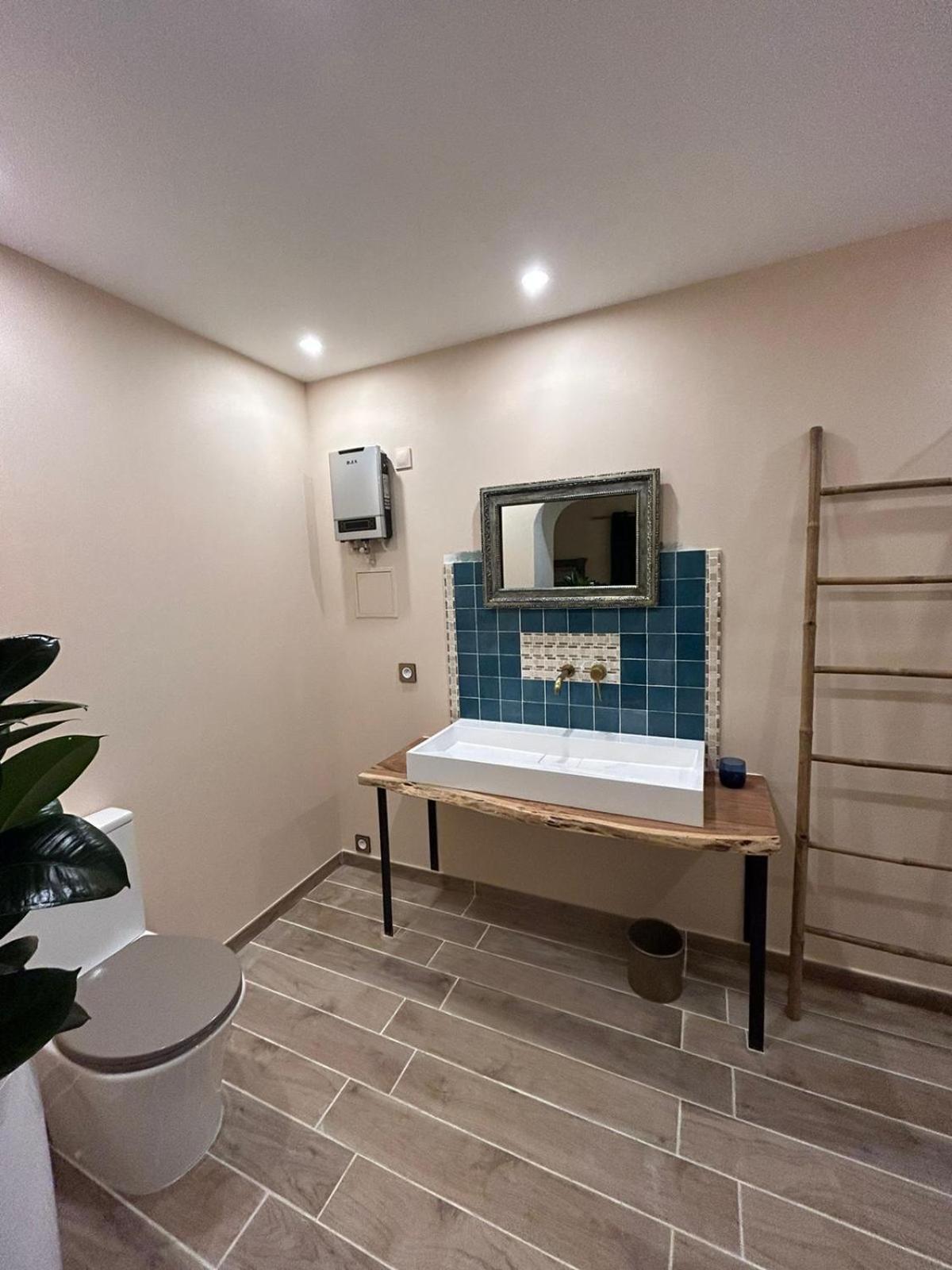 Residence Gabrielle Le Cannet Des Maures Экстерьер фото