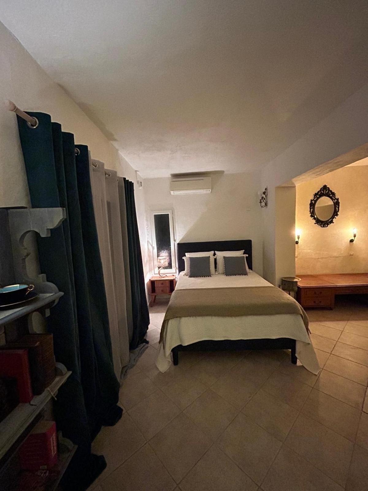 Residence Gabrielle Le Cannet Des Maures Экстерьер фото