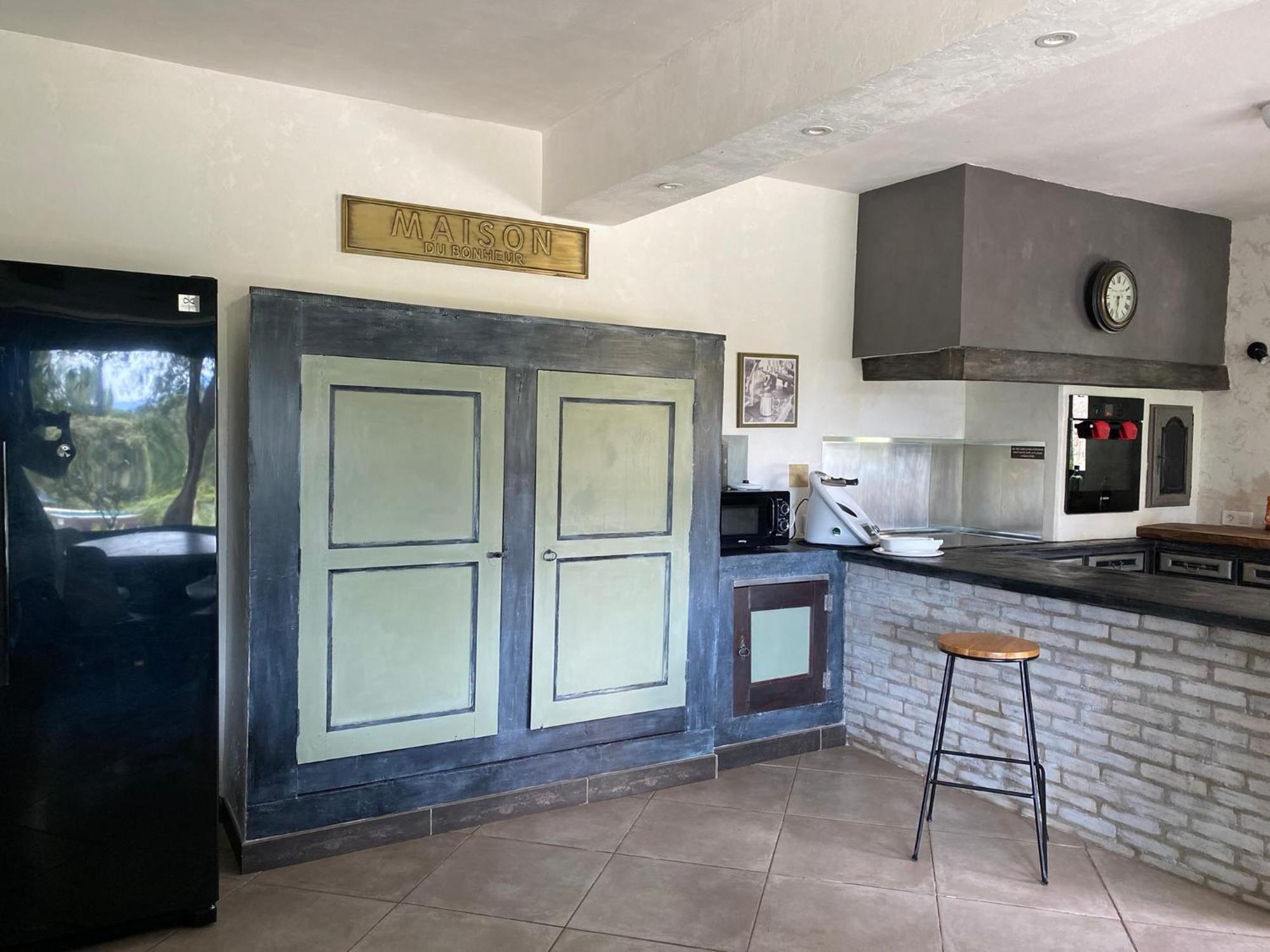 Residence Gabrielle Le Cannet Des Maures Экстерьер фото