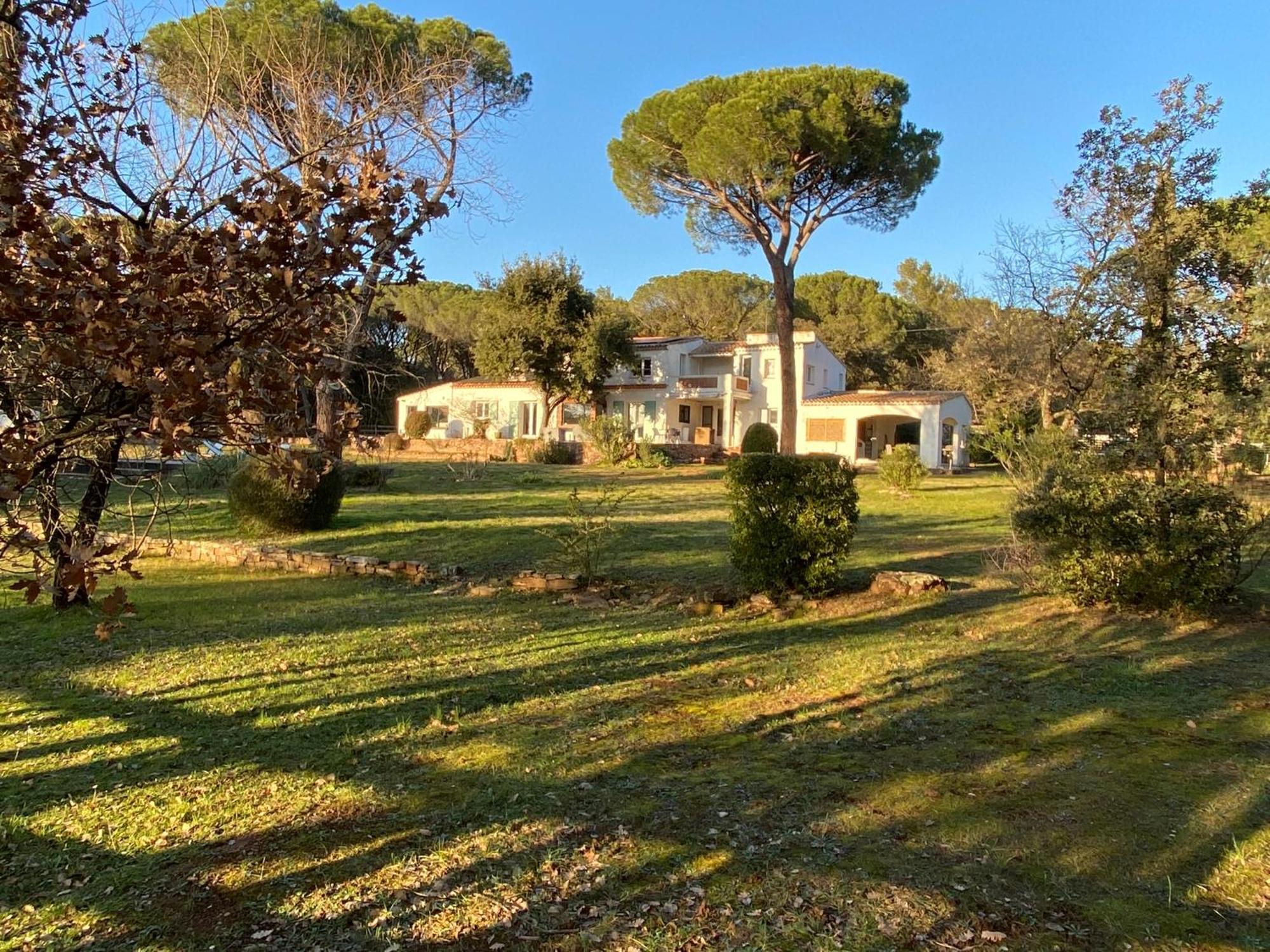 Residence Gabrielle Le Cannet Des Maures Экстерьер фото